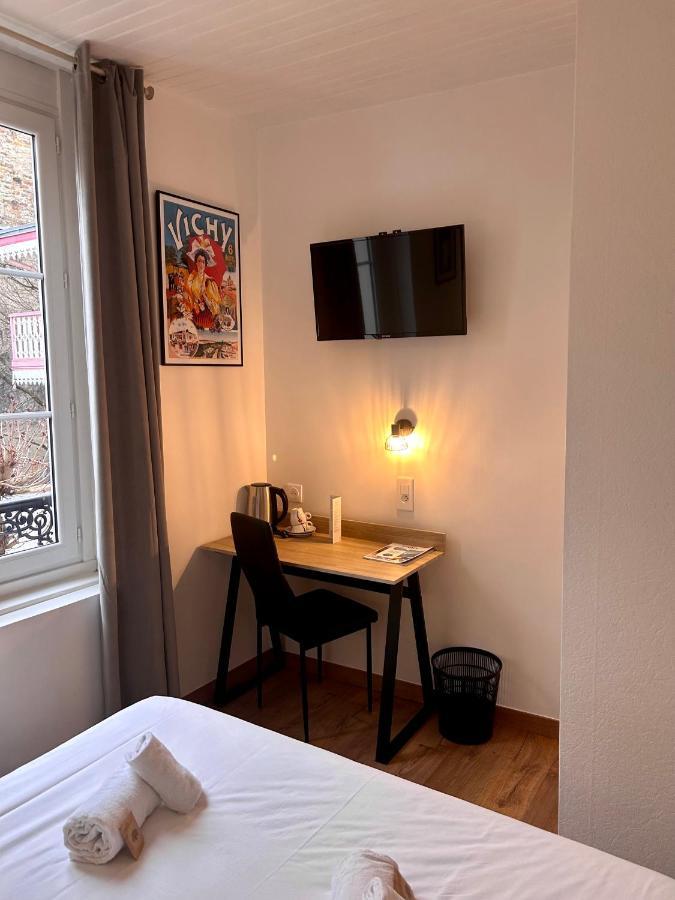 Hotel & Restaurant Le Patio Vichy Eksteriør billede