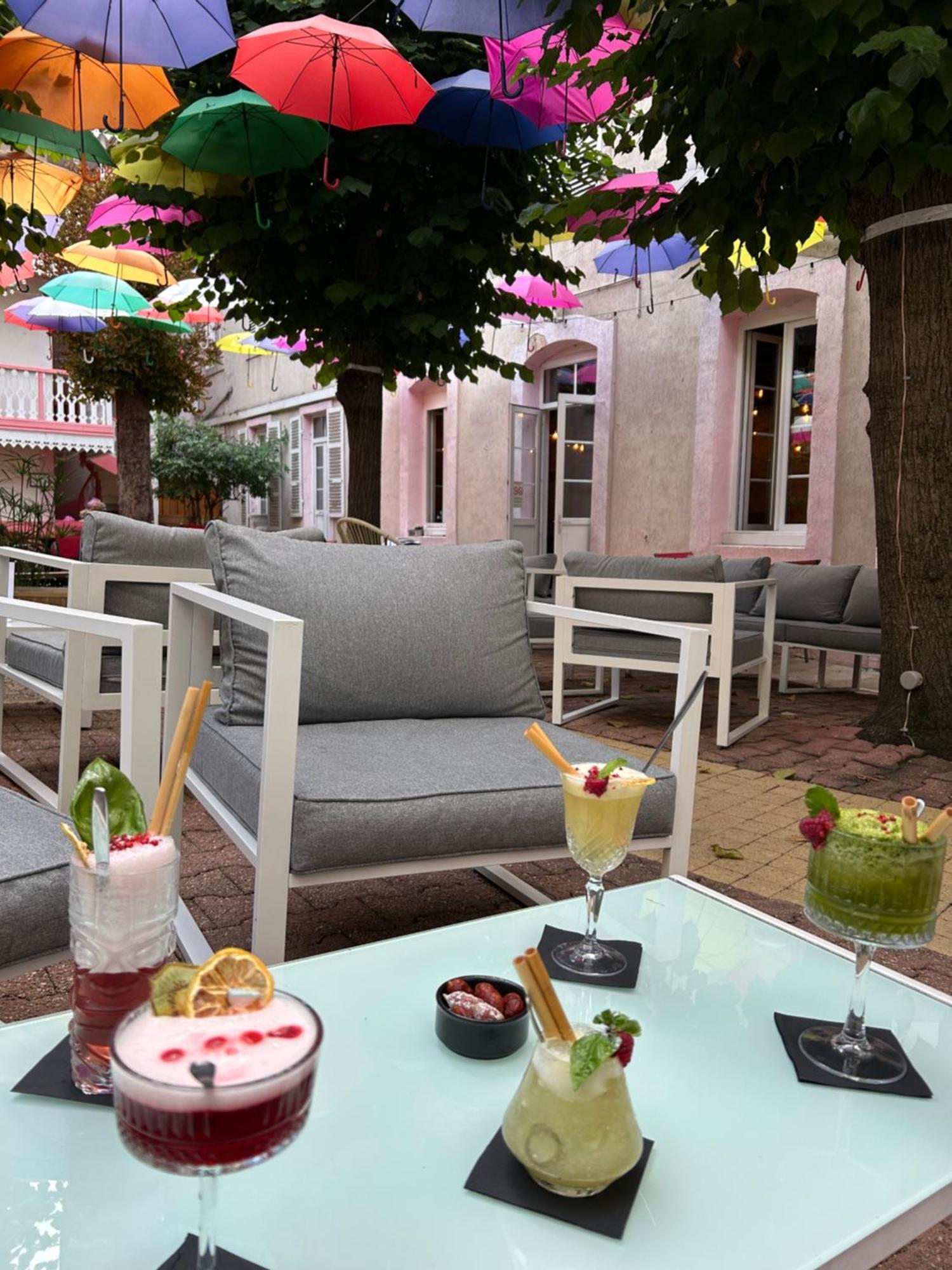 Hotel & Restaurant Le Patio Vichy Eksteriør billede